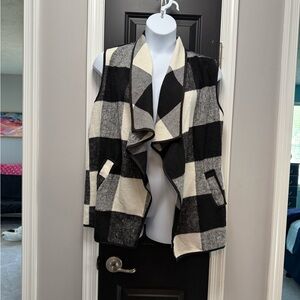 Black and White Checkered Women's Vest